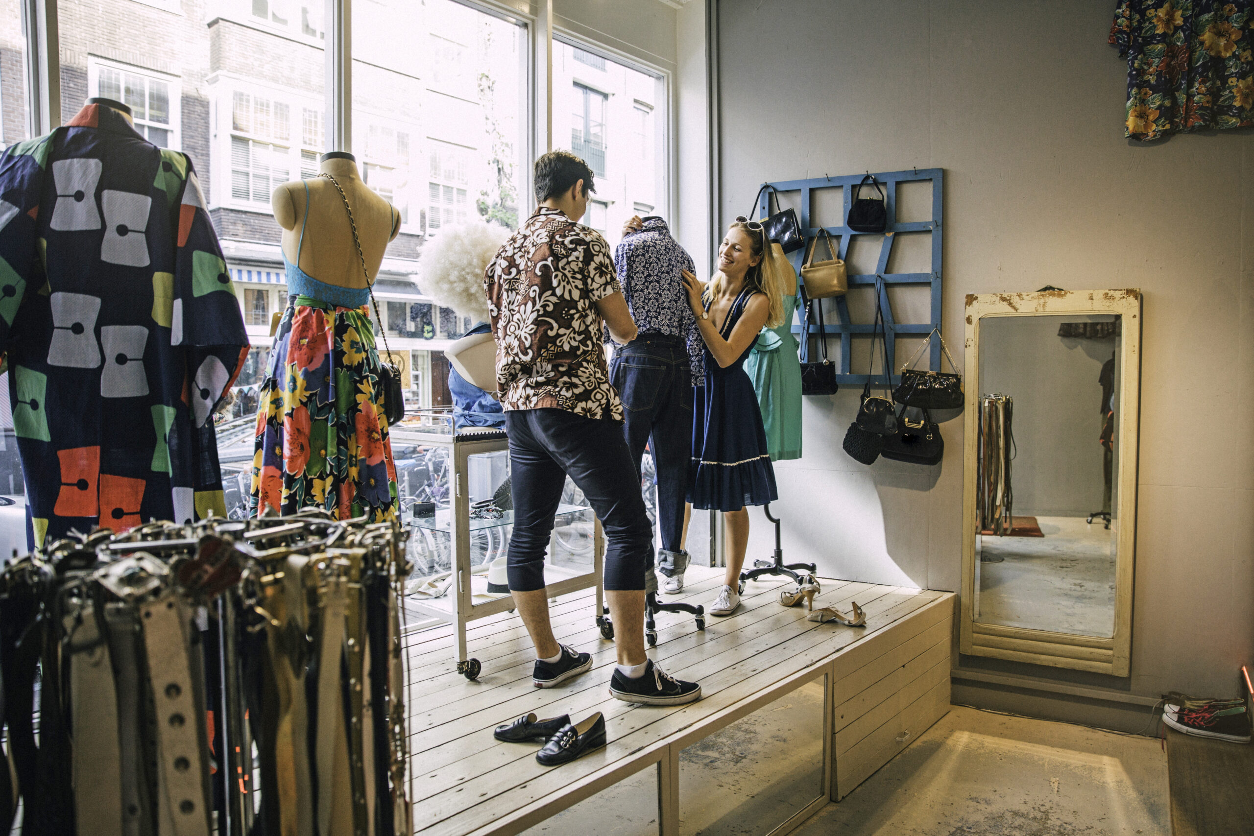 Was Verdient Man Als Gestalter Für Visuelles Marketing GESTALTER:IN FÜR VISUELLES MARKETING - geht los!